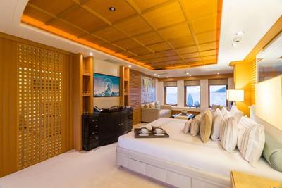 <b>Галерея</b>  Feadship Full Custom Adventure 