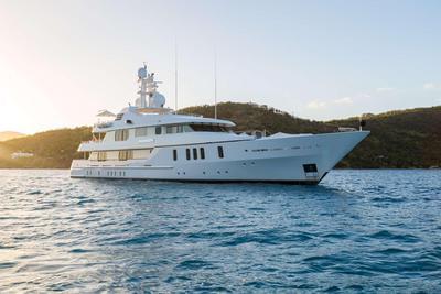  Feadship Full Custom Adventure  <b>Exterior Gallery</b>