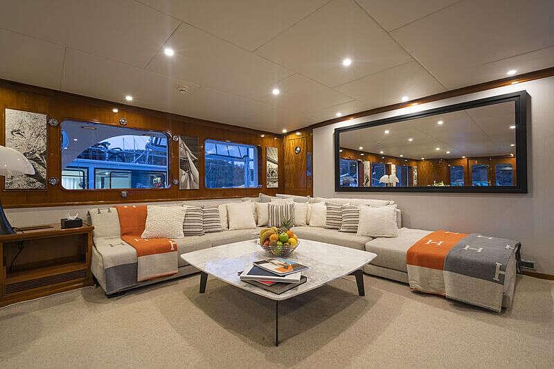 Feadship Full custom Alhambra