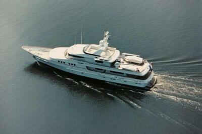 Feadship Full custom Allegra