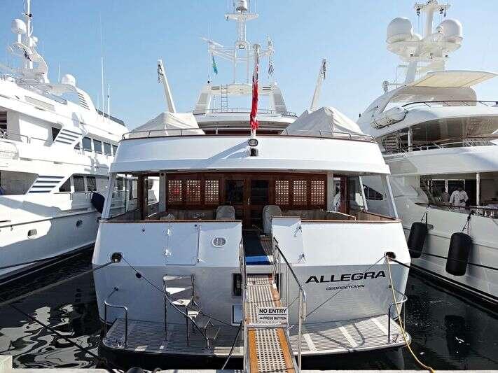 Feadship Full custom Allegra