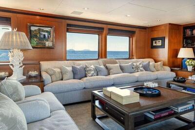 <b>Галерея интерьеров</b>  Feadship Full custom Ancallia 