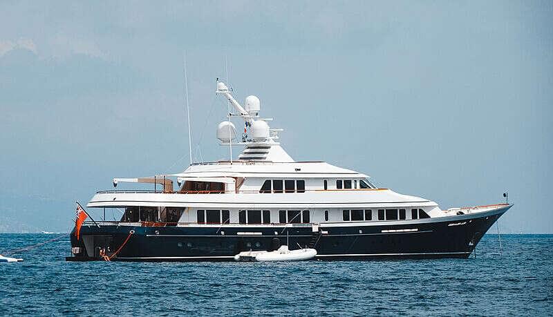 Feadship Full custom Aurora