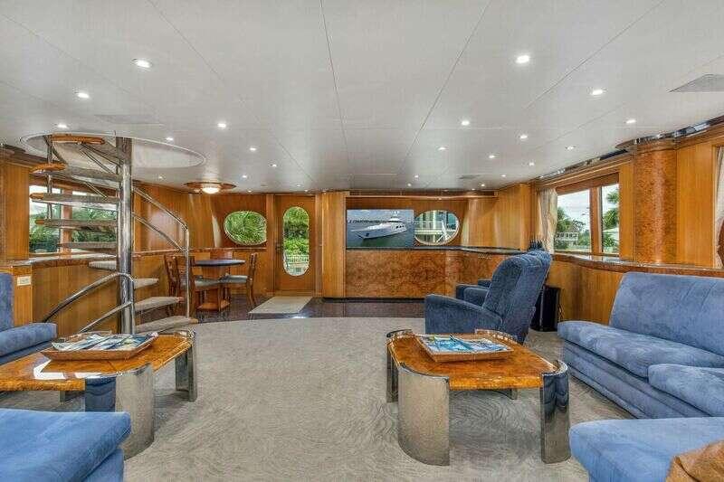 Feadship Full custom Boss