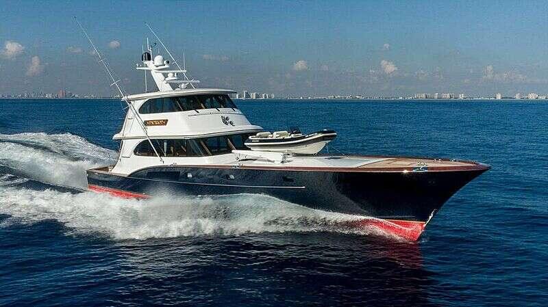 <b>Галерея</b>  Feadship Full custom Catch 