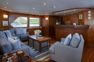 <b>Галерея интерьеров</b>  Feadship Full custom Constance 