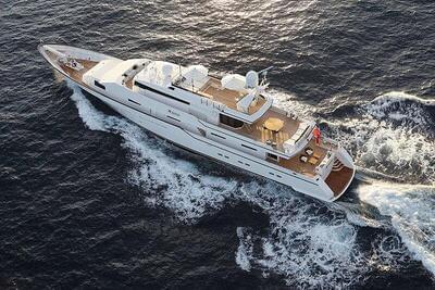  Feadship Full custom Dna  <b>Exterior Gallery</b>