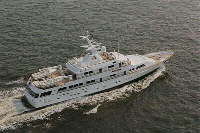 <b>Галерея</b>  Feadship Full custom Drama queen 