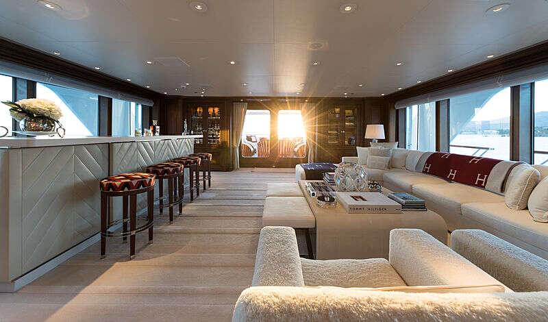 Feadship Full custom Fos