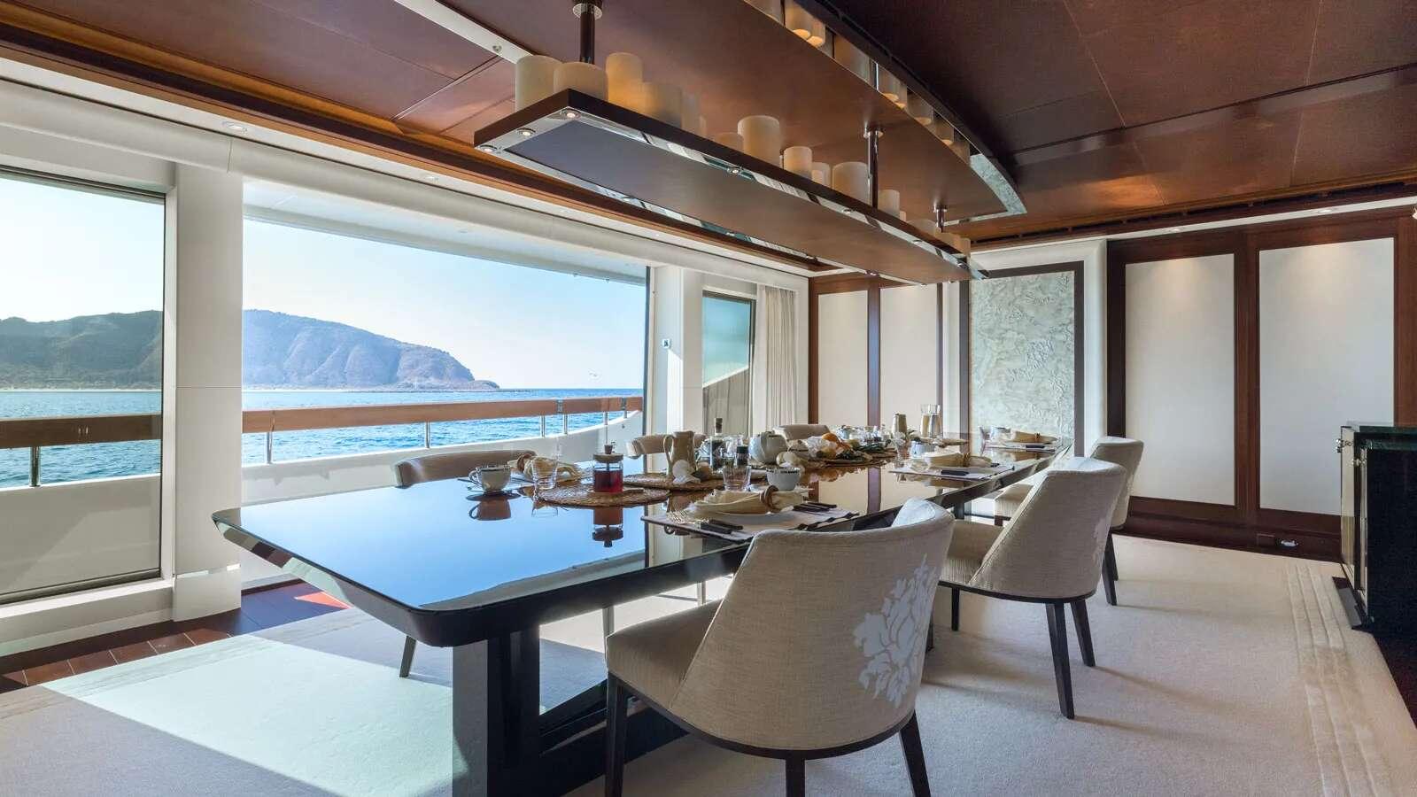 Feadship Full custom Hampshire