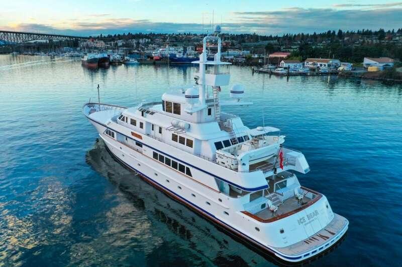  Feadship Full custom Ice bear  <b>Exterior Gallery</b>