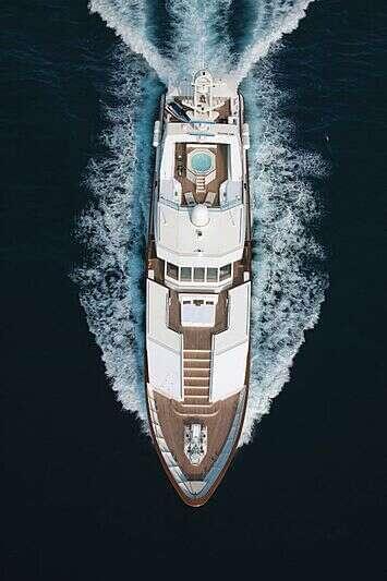 <b>Галерея</b>  Feadship Full custom Loretta 