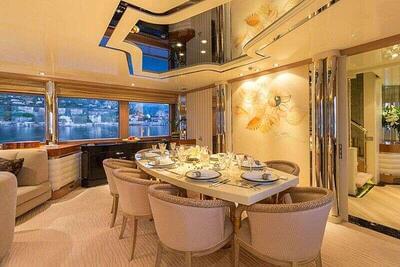 <b>Галерея интерьеров</b>  Feadship Full custom Loretta 