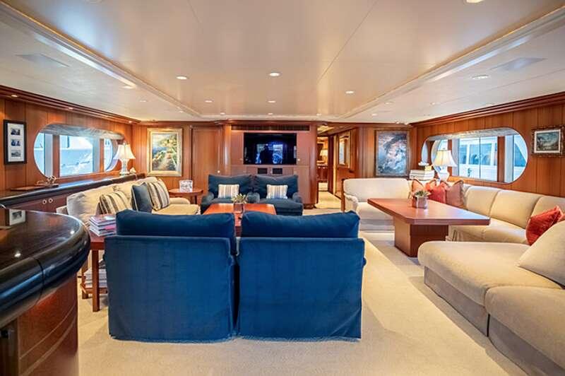 Feadship Full custom Never enough
