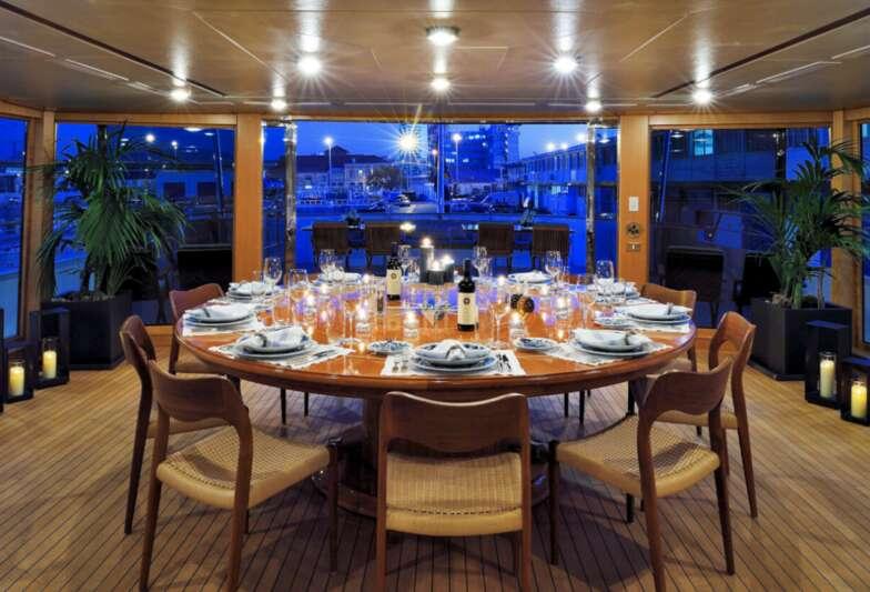 Feadship Full custom Sanoo