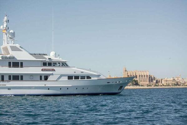 Feadship Full custom