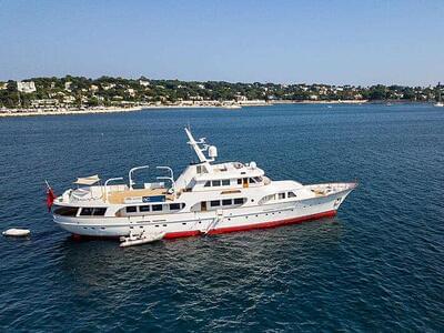 <b>Галерея</b>  Feadship Full custom Seagull of cayman 