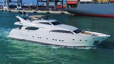 Ferretti Custom Line 94 Paladin
