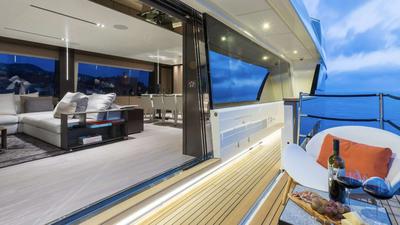  Ferretti Custom Line Navetta 33 Fifi  <b>Exterior Gallery</b>