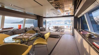  Ferretti Custom Line Navetta 33 Fifi  <b>Interior Gallery</b>
