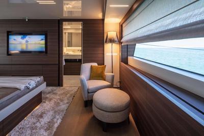  Ferretti Custom Line Navetta 37 Eros  <b>Interior Gallery</b>