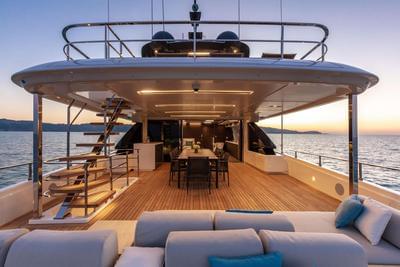  Ferretti Custom Line Navetta 37 Eros  <b>Interior Gallery</b>