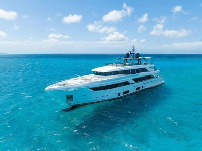  Ferretti Custom Line Navetta 42 Asante  <b>Exterior Gallery</b>