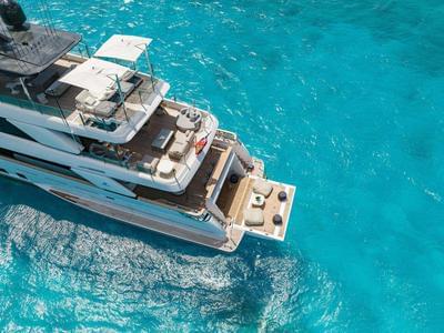 <b>Галерея</b>  Ferretti Custom Line Navetta 42 Asante 