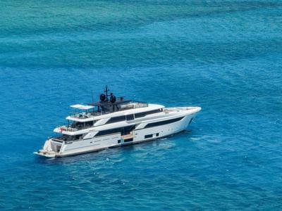  Ferretti Custom Line Navetta 42 Asante  <b>Gallery</b>