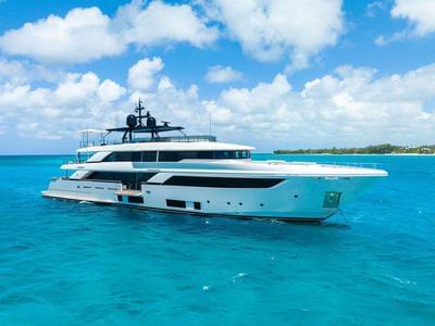  Ferretti Custom Line Navetta 42 Asante  <b>Exterior Gallery</b>