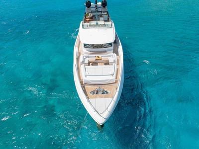 <b>Галерея</b>  Ferretti Custom Line Navetta 42 Asante 