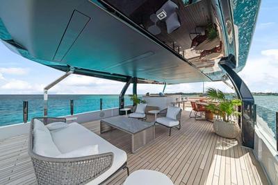 <b>Галерея</b>  Ferretti Custom Line Navetta 42 Asante 