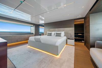  Ferretti Custom Line Navetta 42 Asante  <b>Gallery</b>