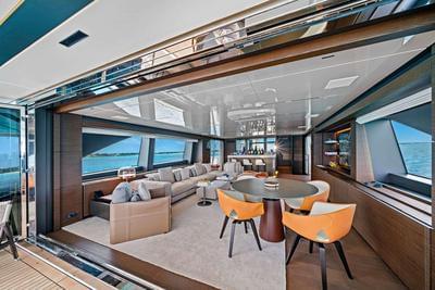 <b>Галерея</b>  Ferretti Custom Line Navetta 42 Asante 