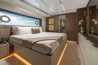  Ferretti Custom Line Navetta 42 Asante  <b>Gallery</b>