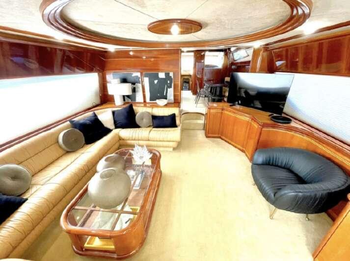Ferretti 80 Rabbit