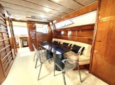 <b>Галерея интерьеров</b>  Ferretti 80 Rabbit 