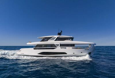  Ferretti Infynito 90  <b>Exterior Gallery</b>