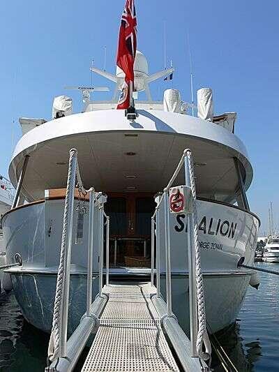 <b>Галерея</b>  Hakvoort Custom Sealion 