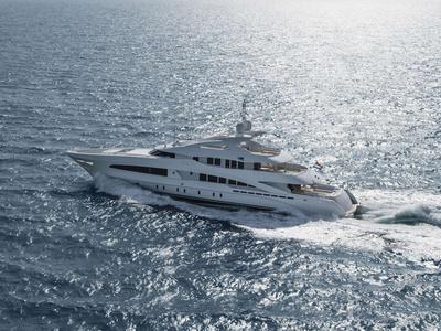  Heesen 5000 ALUMINIUM WHITE  <b>Exterior Gallery</b>