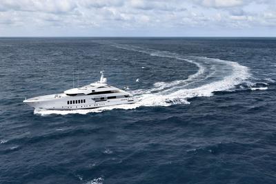 <b>Галерея</b>  Heesen 55M STEEL FDHF LAURENTIA 