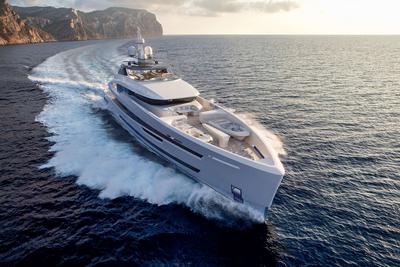 <b>Галерея</b>  Heesen 5700 ALUMINIUM FDHF Evita 