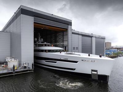 <b>Галерея</b>  Heesen 5700 ALUMINIUM FDHF Santosha 