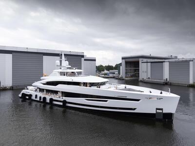 <b>Галерея</b>  Heesen 5700 ALUMINIUM FDHF Santosha 