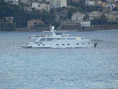 Heesen Atlantic 95 Aqua virgin