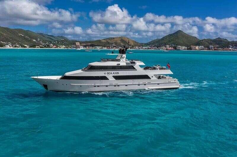  Heesen Custom Sea axis  <b>Exterior Gallery</b>