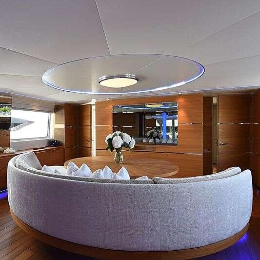 Heesen Diaship 3850 Life saga