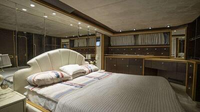  Heesen Versilmarine 29 Newal  <b>Interior Gallery</b>