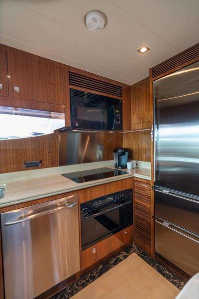  Horizon E78 Open Bridge Wild Duck  <b>Interior Gallery</b>