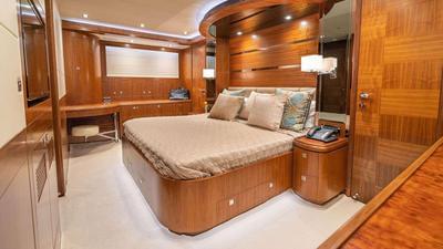  Horizon E78 Open Bridge Wild Duck  <b>Interior Gallery</b>